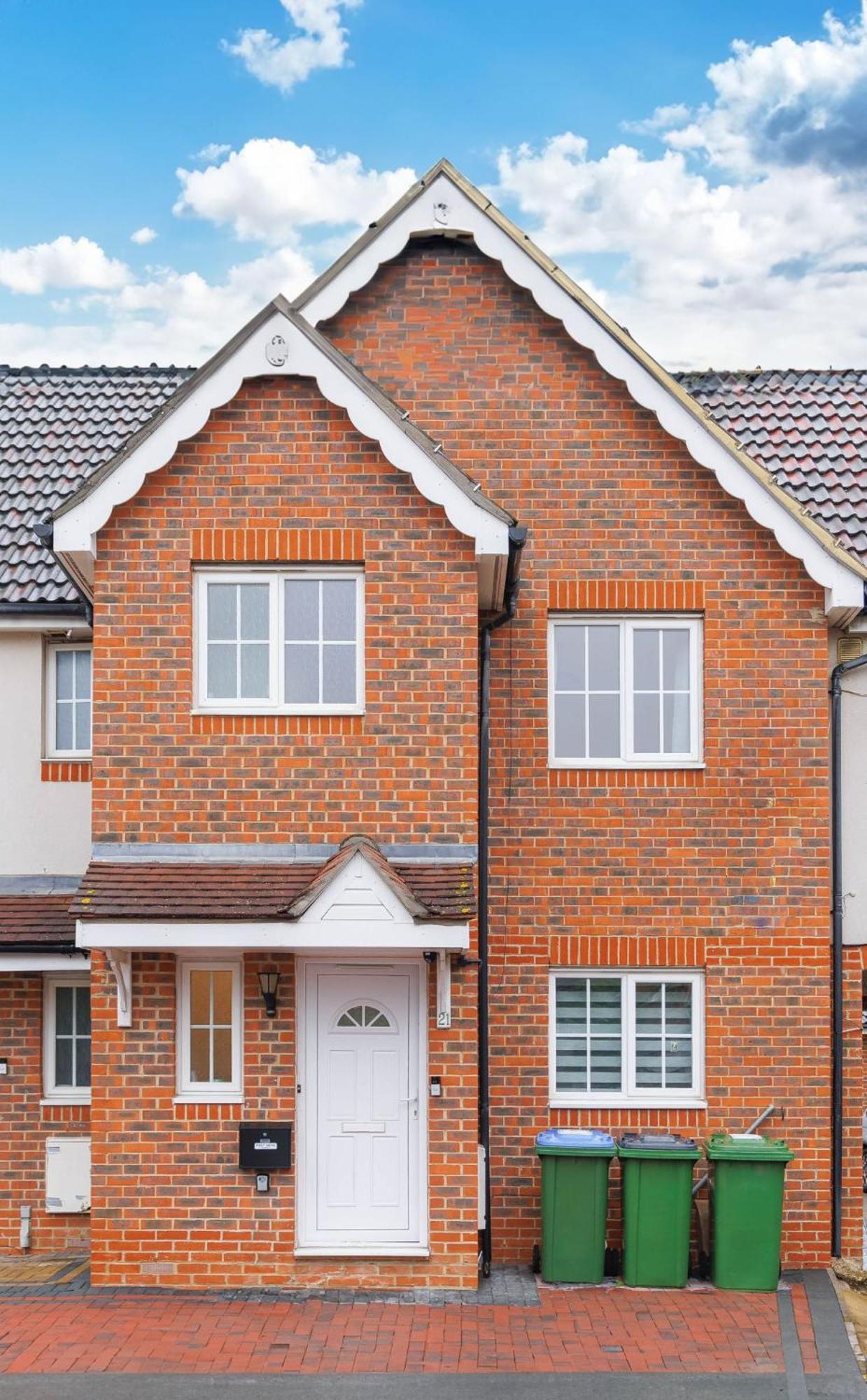 Stylish 3 Bedroom And Free Parking Thamesmead  المظهر الخارجي الصورة